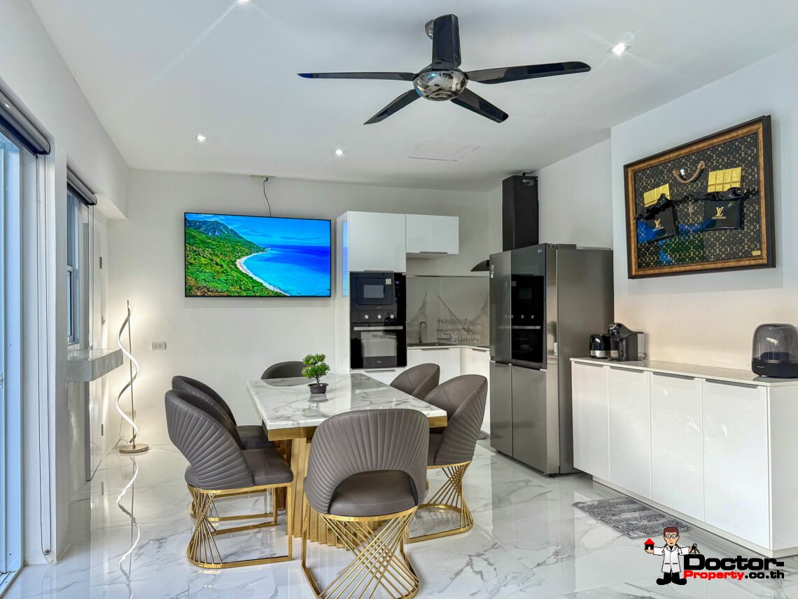 Tropical 3 Bedroom Private Pool Villa in Lamai – For Sale