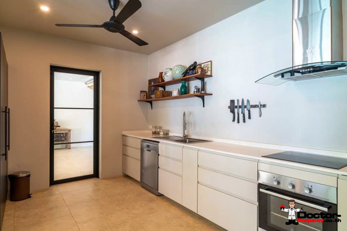 2 Bedroom Pool Villa just 50 metres to the Beach in Leam Sir, Koh Samui – For Sale