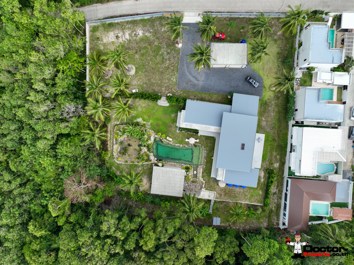 Spacious 4 Bedroom Pool Villa in Taling Ngam, Koh Samui – For Sale