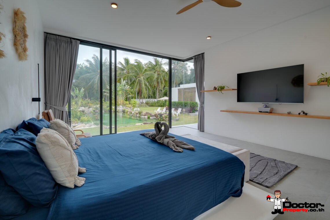 Spacious 4 Bedroom Pool Villa in Taling Ngam, Koh Samui – For Sale