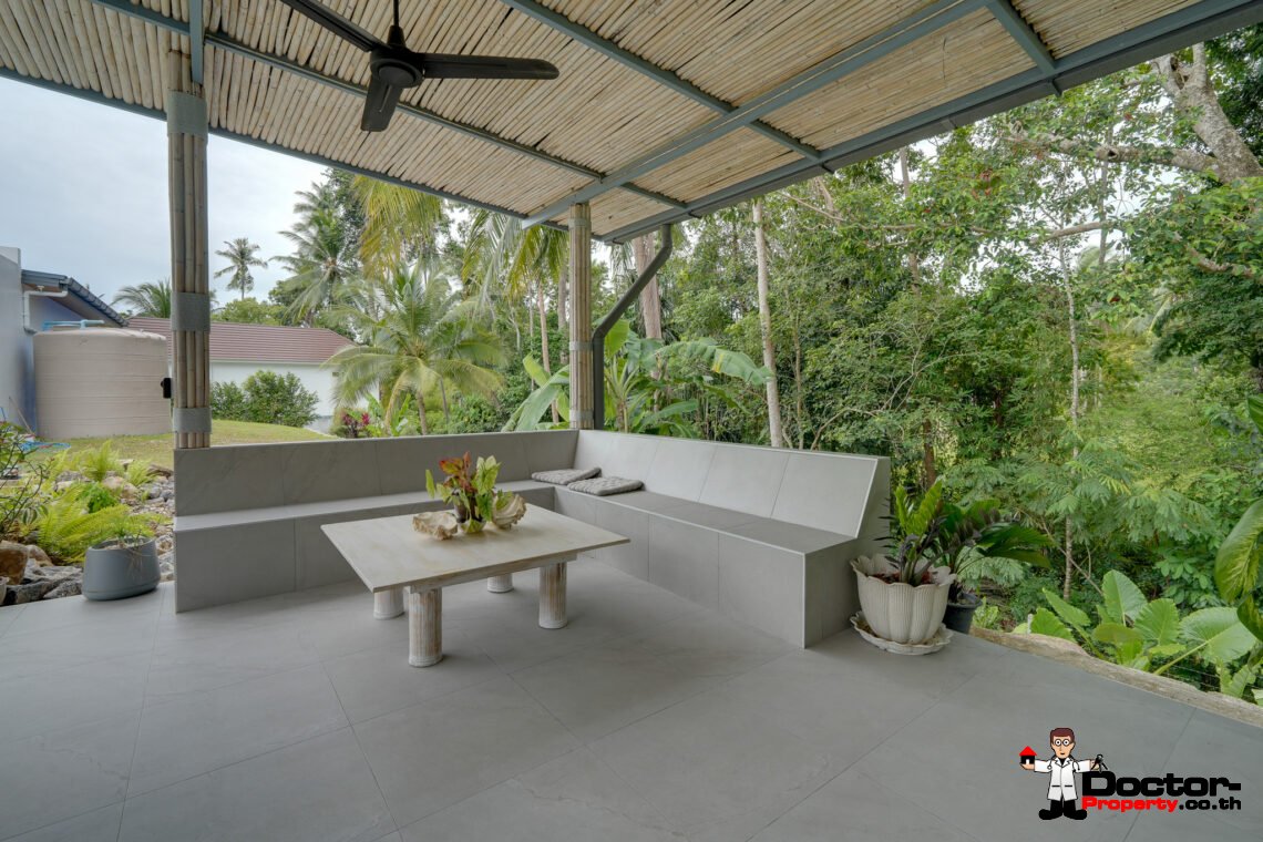 Spacious 4 Bedroom Pool Villa in Taling Ngam, Koh Samui – For Sale