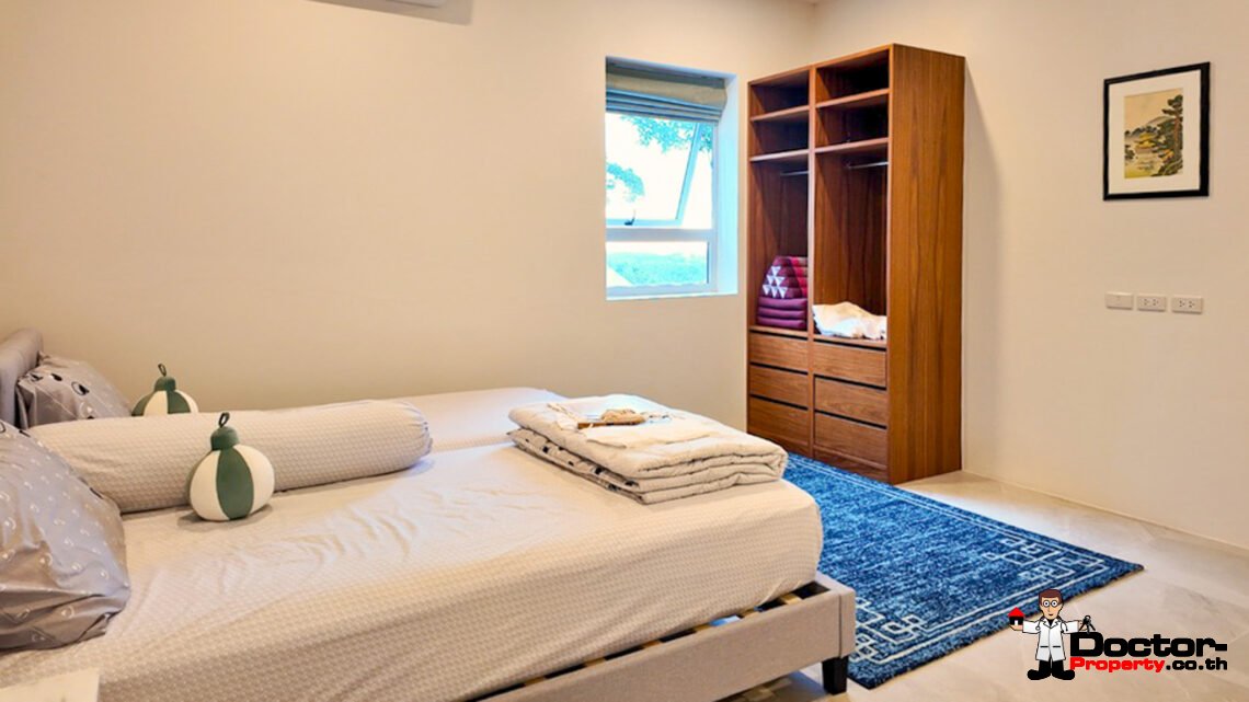 4 Bedroom Pool Villa with Sea View in Mae Nam, Koh Samui – For Sale