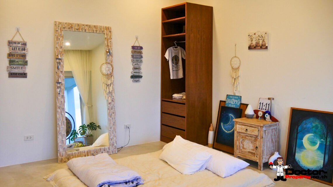 4 Bedroom Pool Villa with Sea View in Mae Nam, Koh Samui – For Sale
