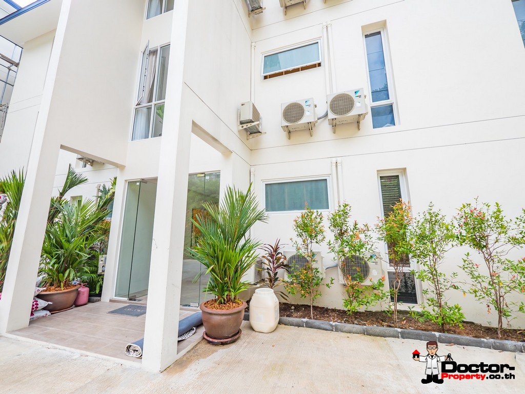 2 Bedroom Apartment Sea View in Bang Por, Koh Samui – For Sale