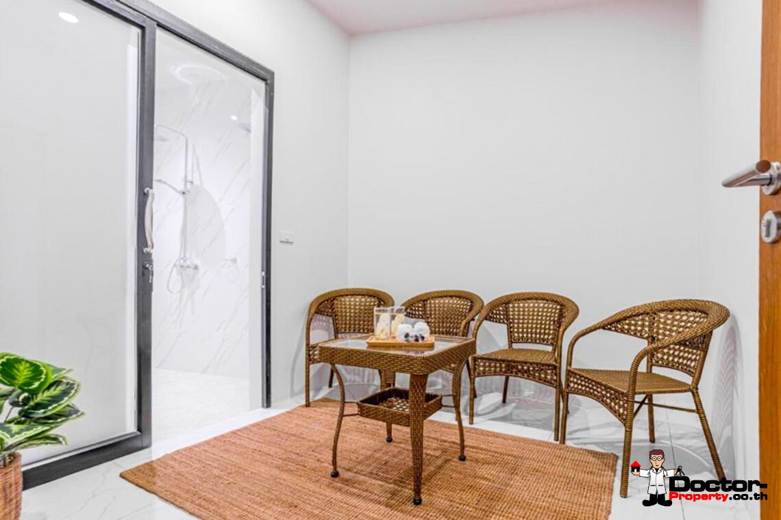 New Luxury 7 Bedroom Pool Villa with Stunning Sea View in Bo Phut, Koh Samui – For Sale