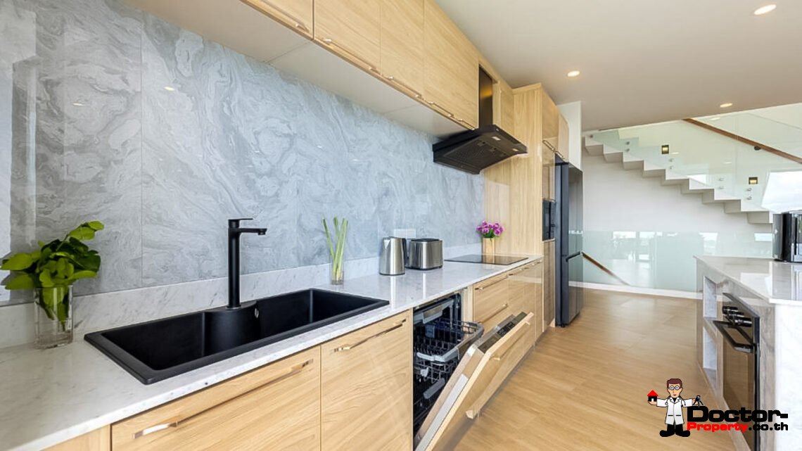 New Luxury 5 Bedroom Pool Villa with Stunning Sea View in Bo Phut, Koh Samui – For Sale