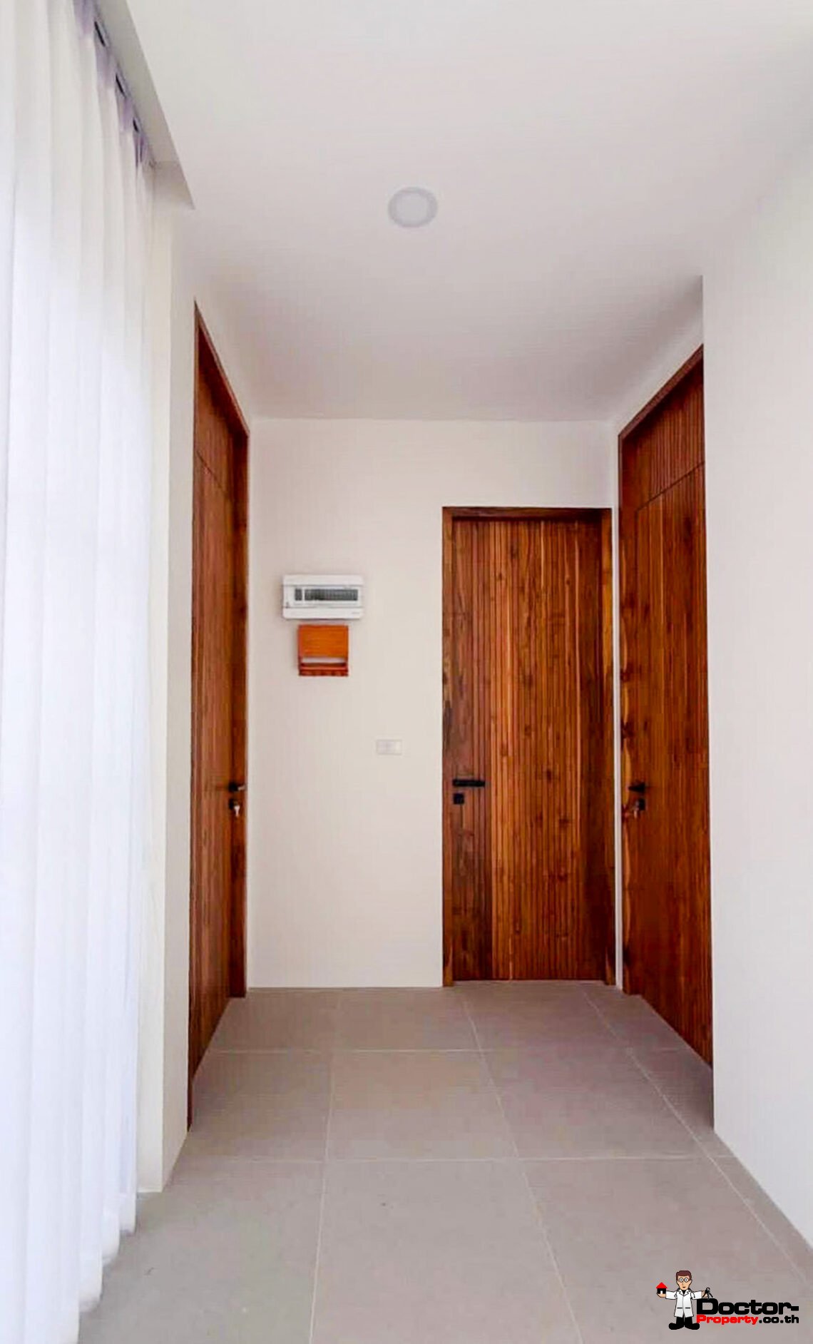 Tropical 3 Bedroom Pool Villa in Taling Ngam, Koh Samui – For Sale