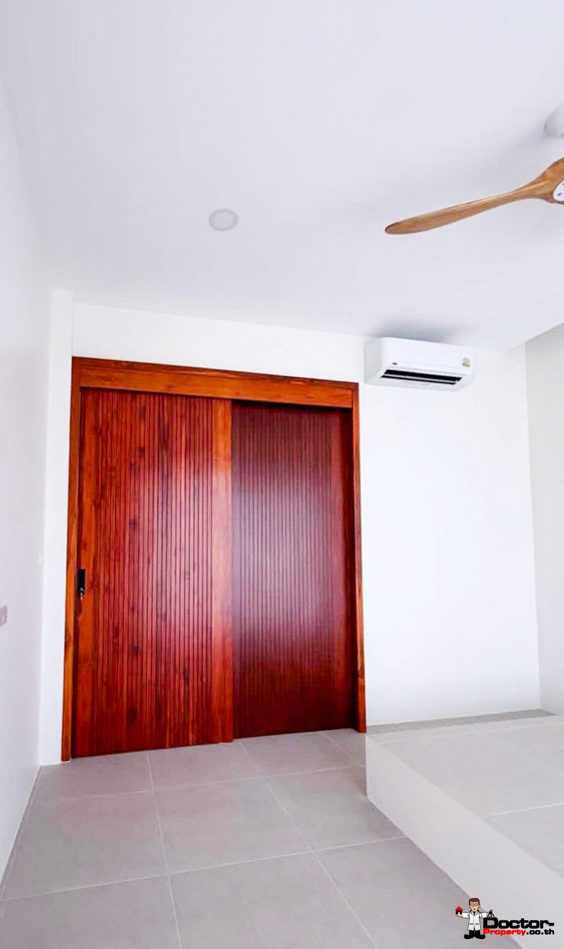 Tropical 3 Bedroom Pool Villa in Taling Ngam, Koh Samui – For Sale