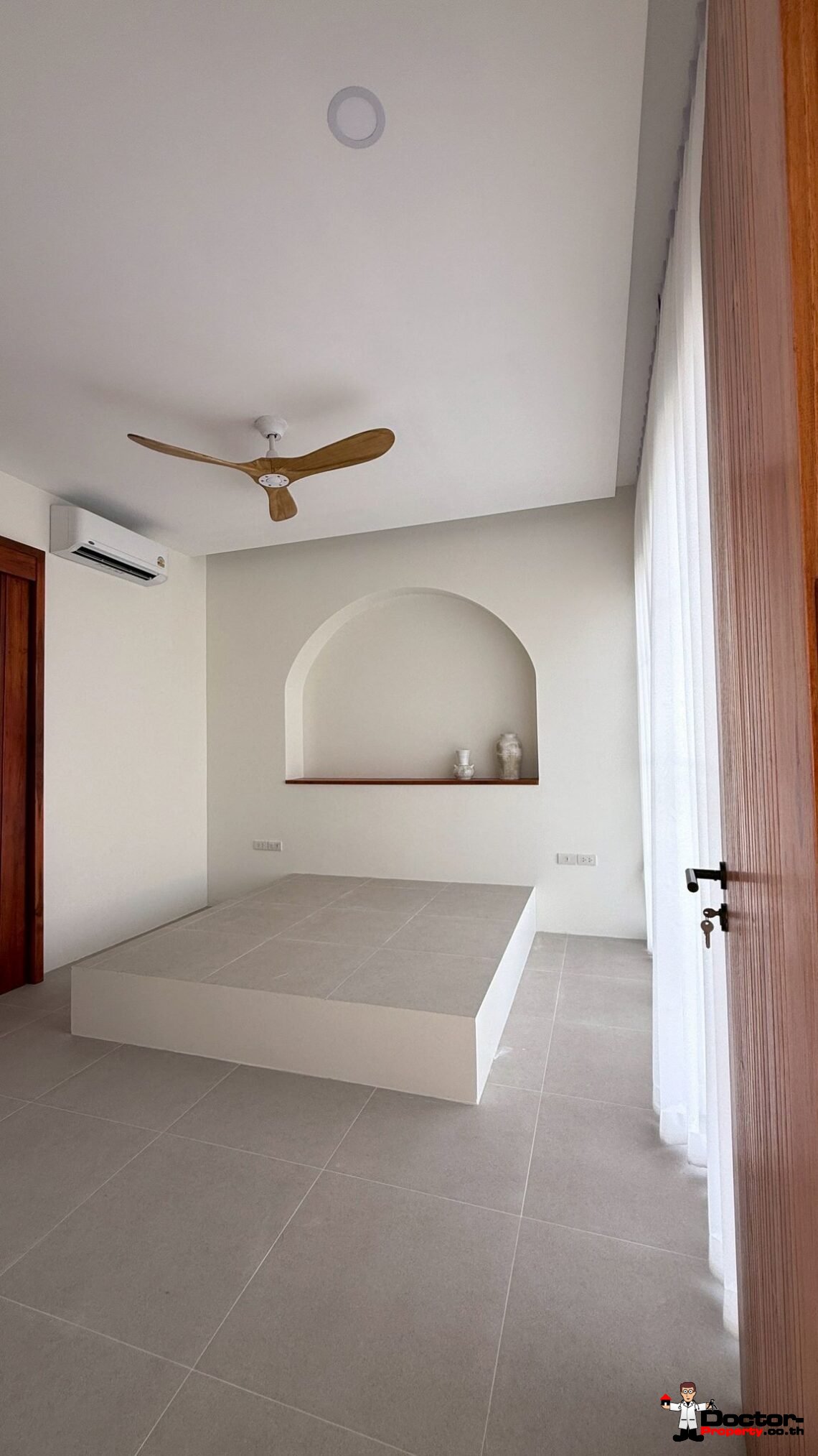 Tropical 3 Bedroom Pool Villa in Taling Ngam, Koh Samui – For Sale