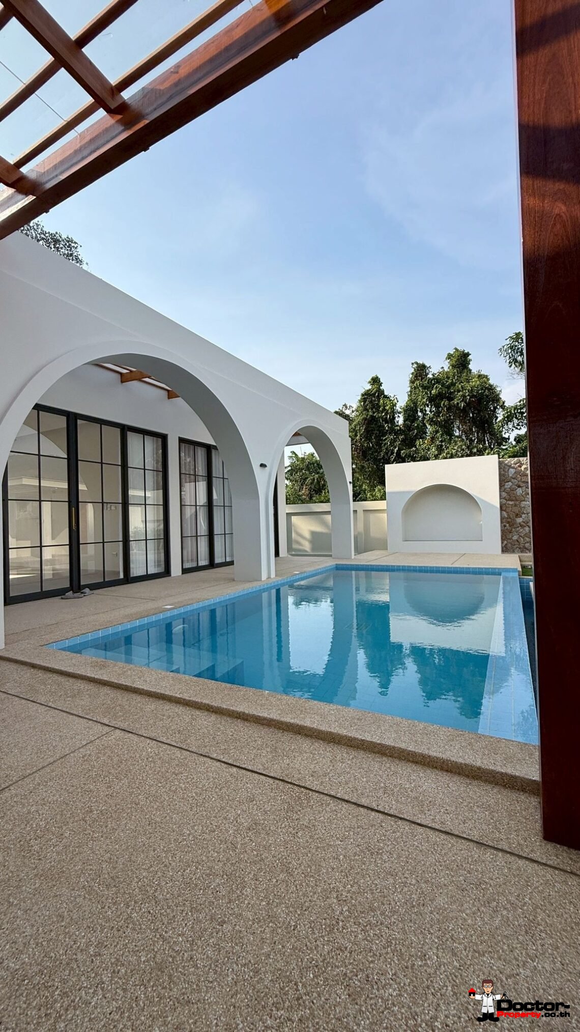 Tropical 3 Bedroom Pool Villa in Taling Ngam, Koh Samui – For Sale