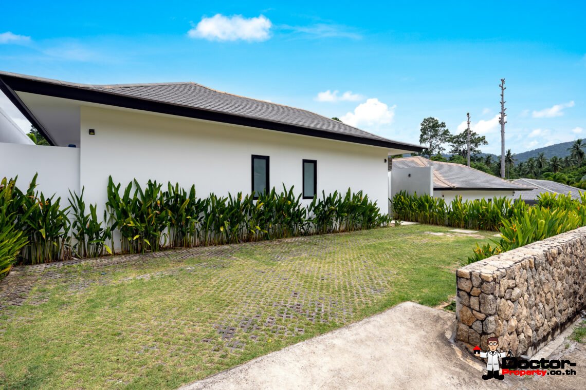 Modern 3 Bedroom Private Pool Villa in Mae Nam, Koh Samui – For Sale