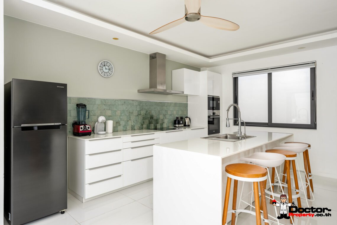 Modern 3 Bedroom Private Pool Villa in Mae Nam, Koh Samui – For Sale