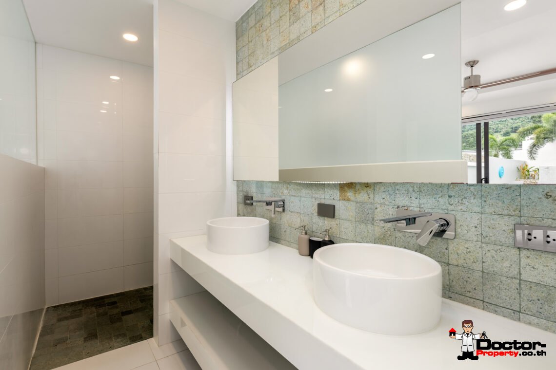 Modern 3 Bedroom Private Pool Villa in Mae Nam, Koh Samui – For Sale