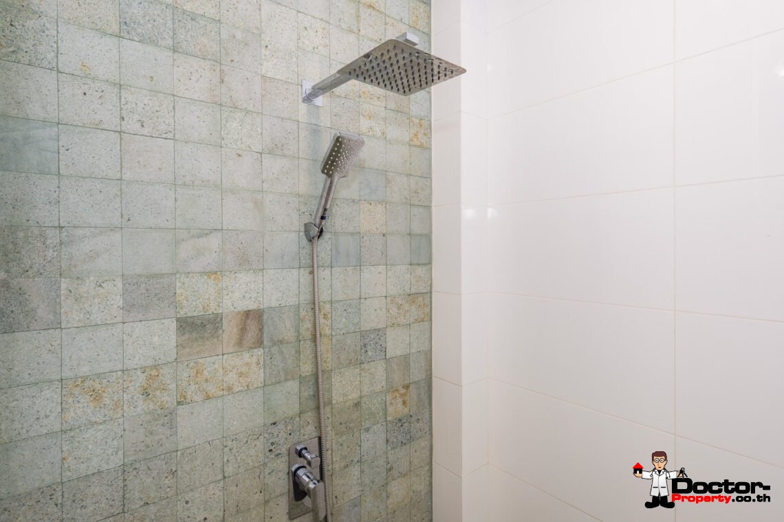 Modern 3 Bedroom Private Pool Villa in Mae Nam, Koh Samui – For Sale