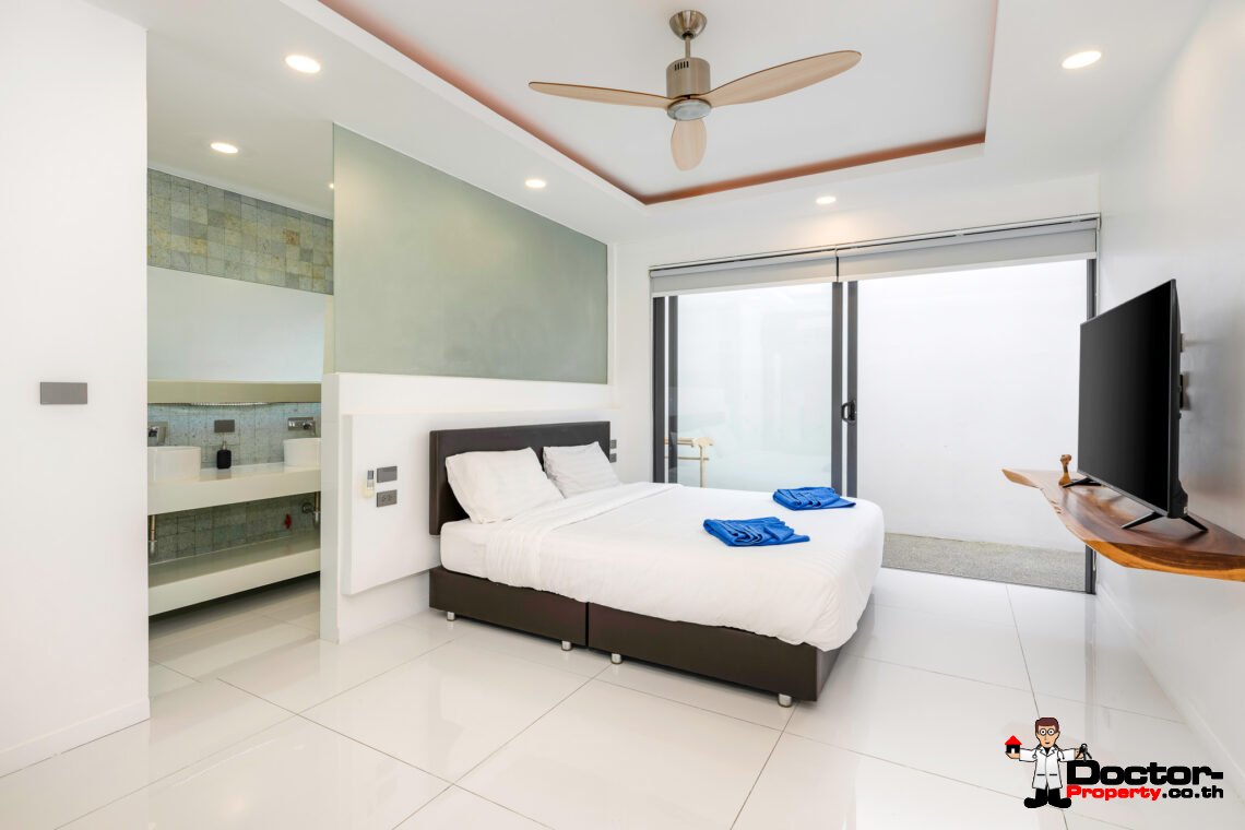 Modern 3 Bedroom Private Pool Villa in Mae Nam, Koh Samui – For Sale