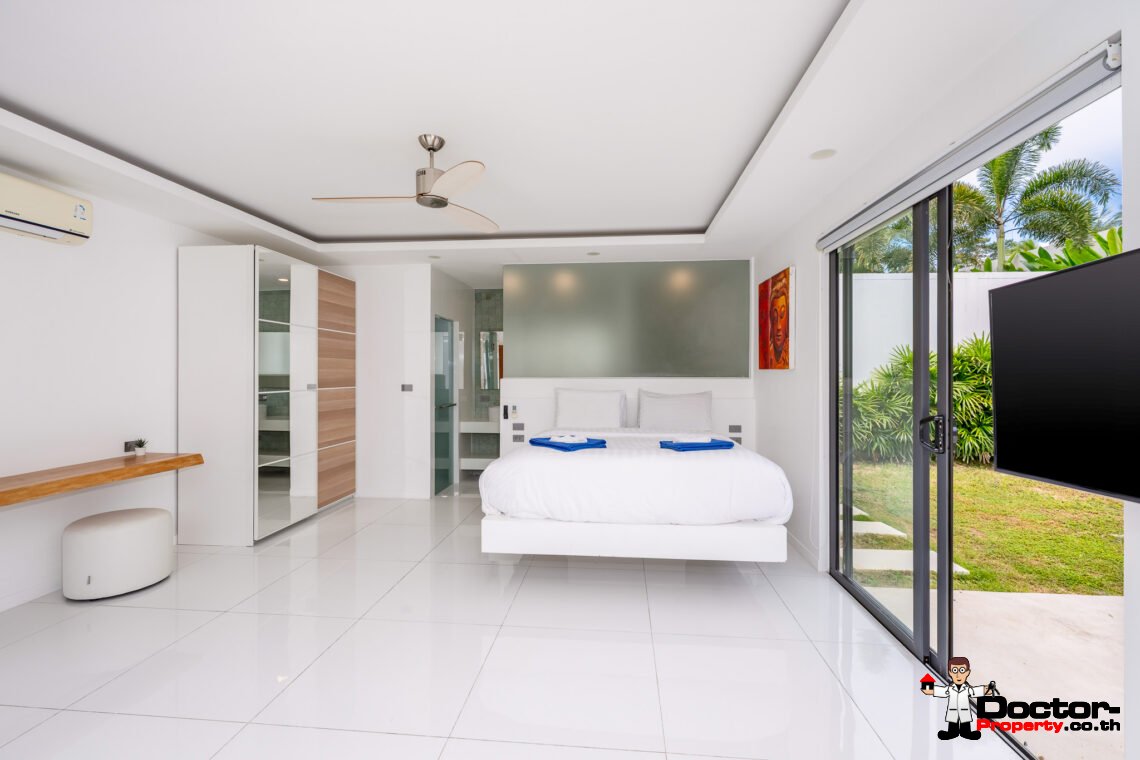 Modern 3 Bedroom Private Pool Villa in Mae Nam, Koh Samui – For Sale