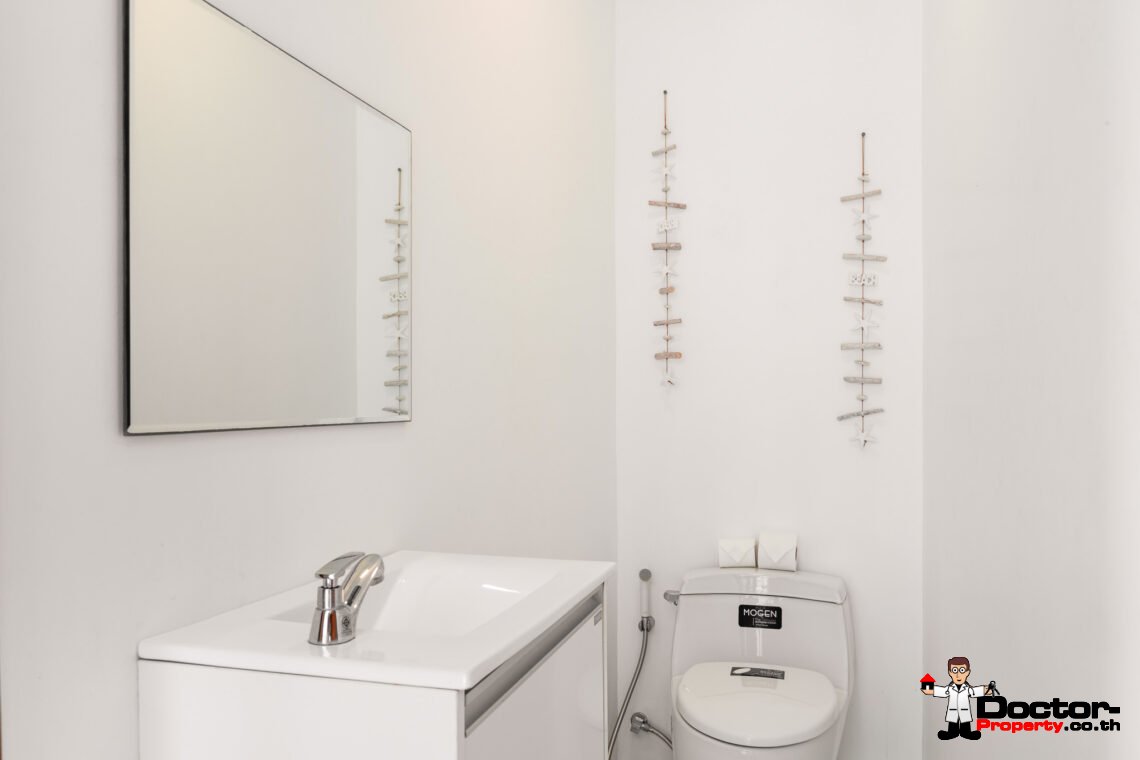 Modern 3 Bedroom Private Pool Villa in Mae Nam, Koh Samui – For Sale