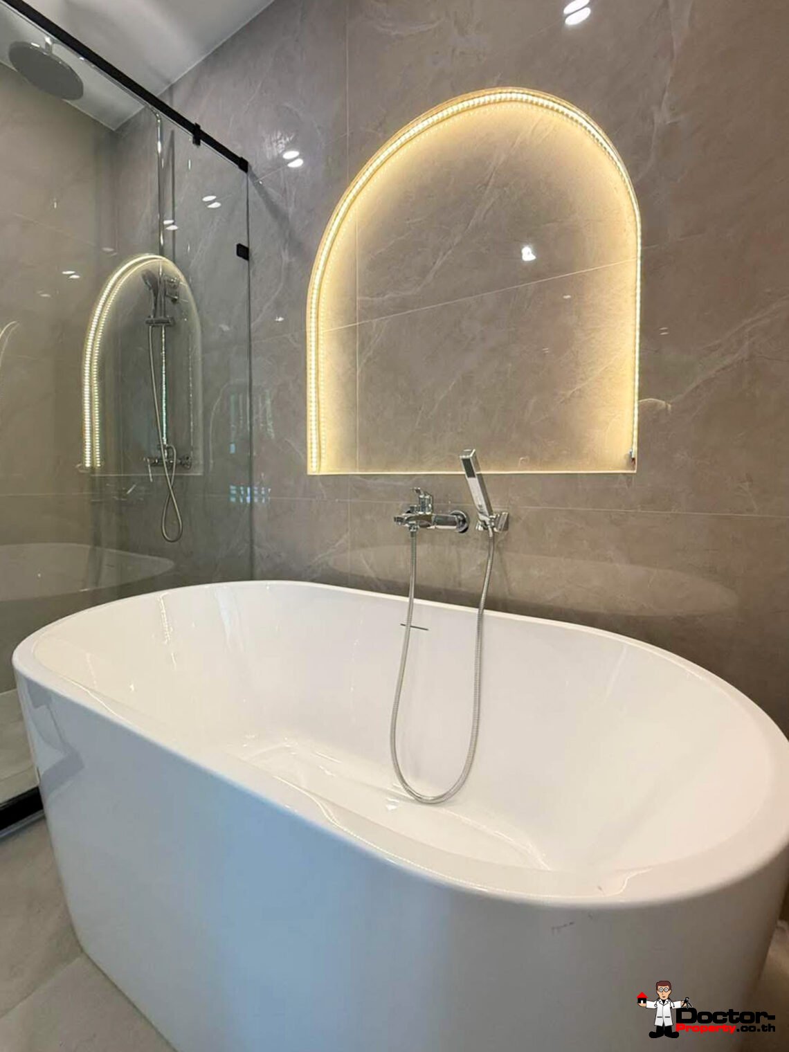 New 3 Bedroom House with Pool in Bo Phut, For Sale