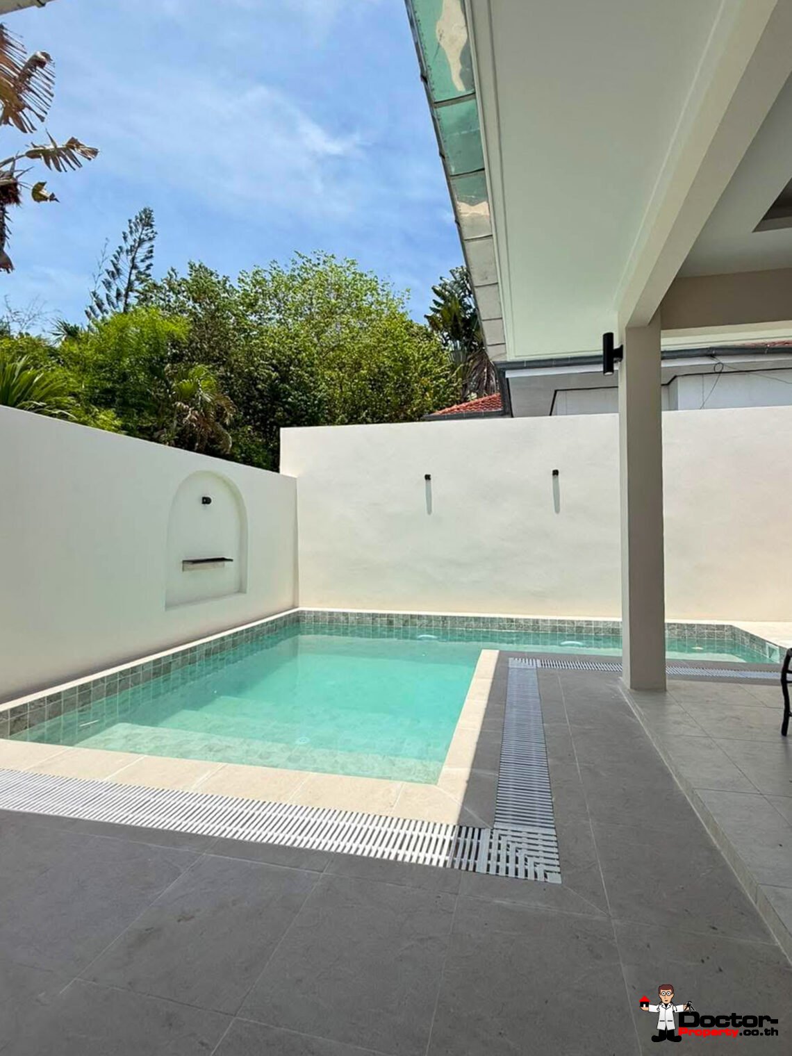 New 3 Bedroom House with Pool in Bo Phut, For Sale
