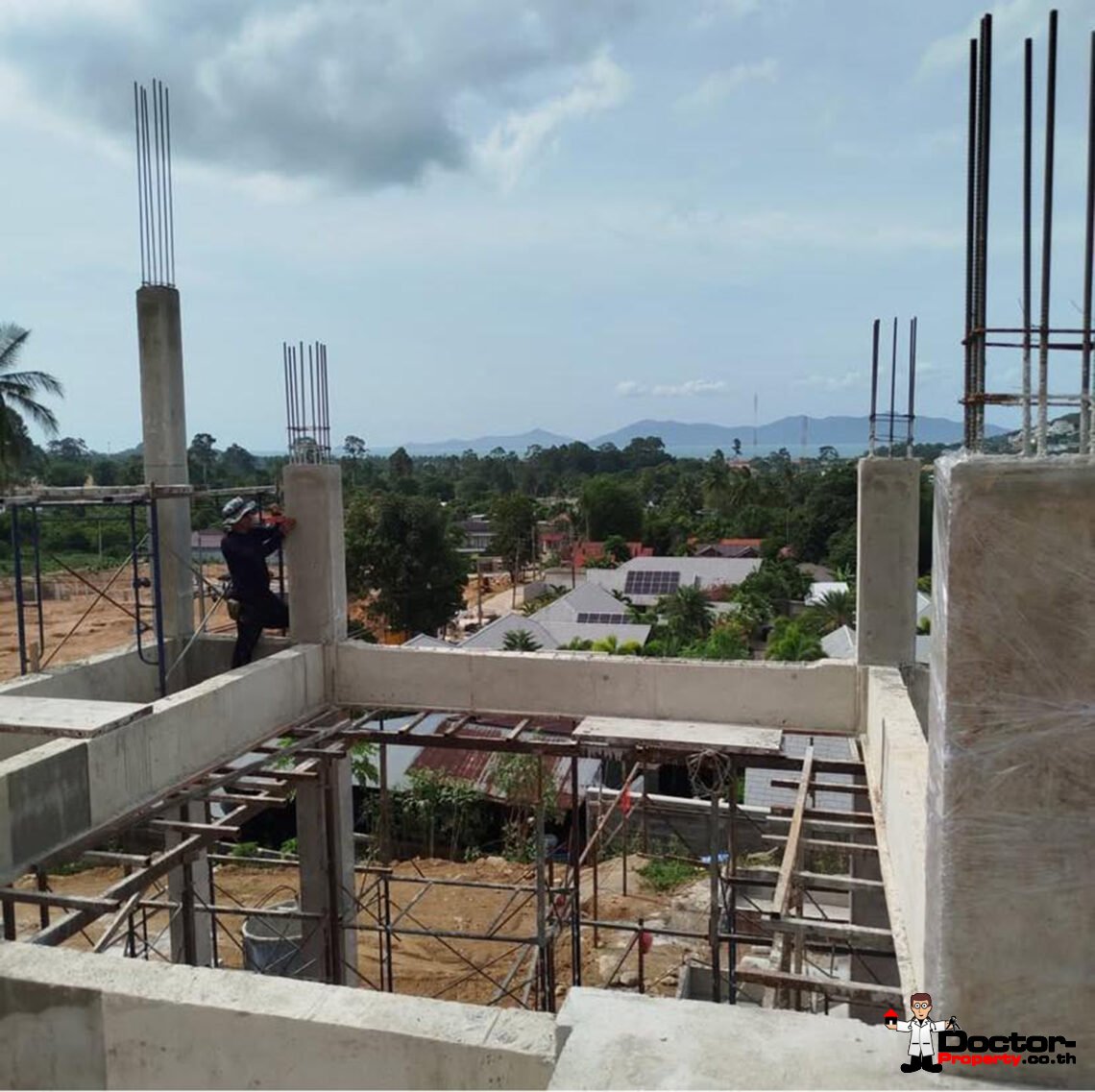 Luxury 4 Bedroom Pool Villa with Partial Sea View in Bo Phut, Koh Samui – For Sale