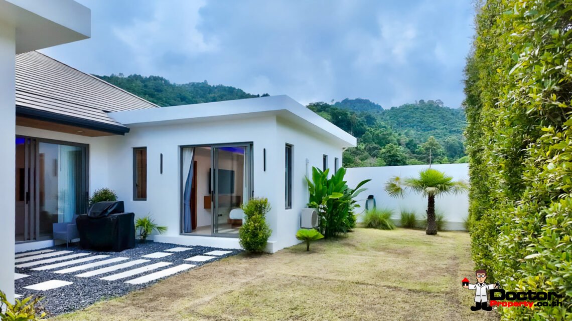 Modern 5 Bedroom Pool Villa in Lamai, Koh Samui – For Sale