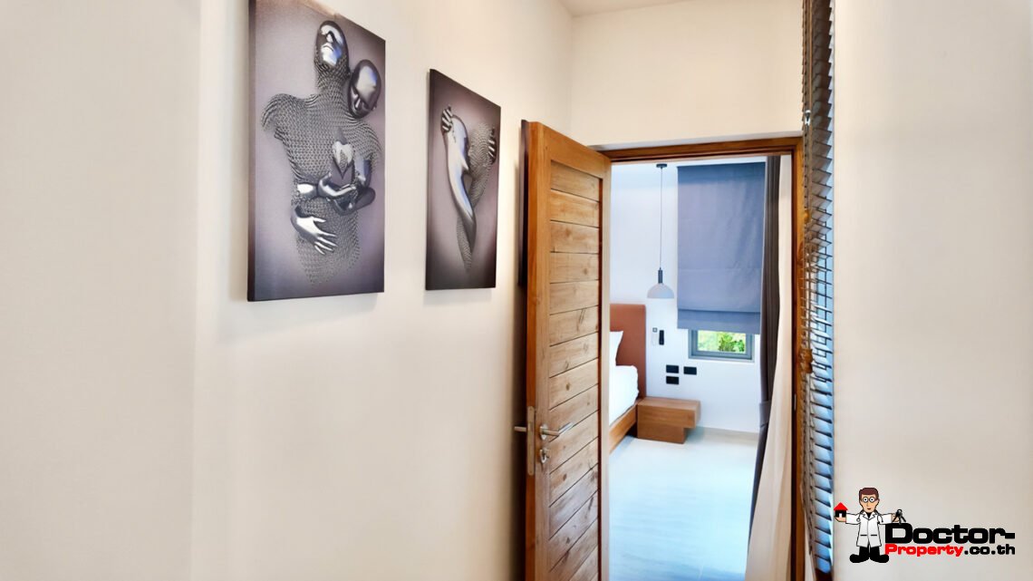 Modern 5 Bedroom Pool Villa in Lamai, Koh Samui – For Sale