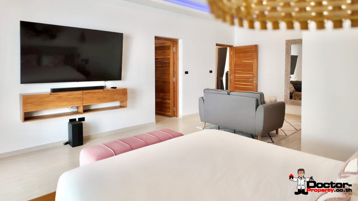 Modern 5 Bedroom Pool Villa in Lamai, Koh Samui – For Sale