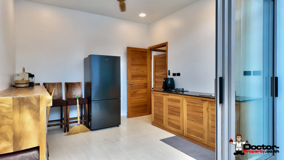 Modern 5 Bedroom Pool Villa in Lamai, Koh Samui – For Sale