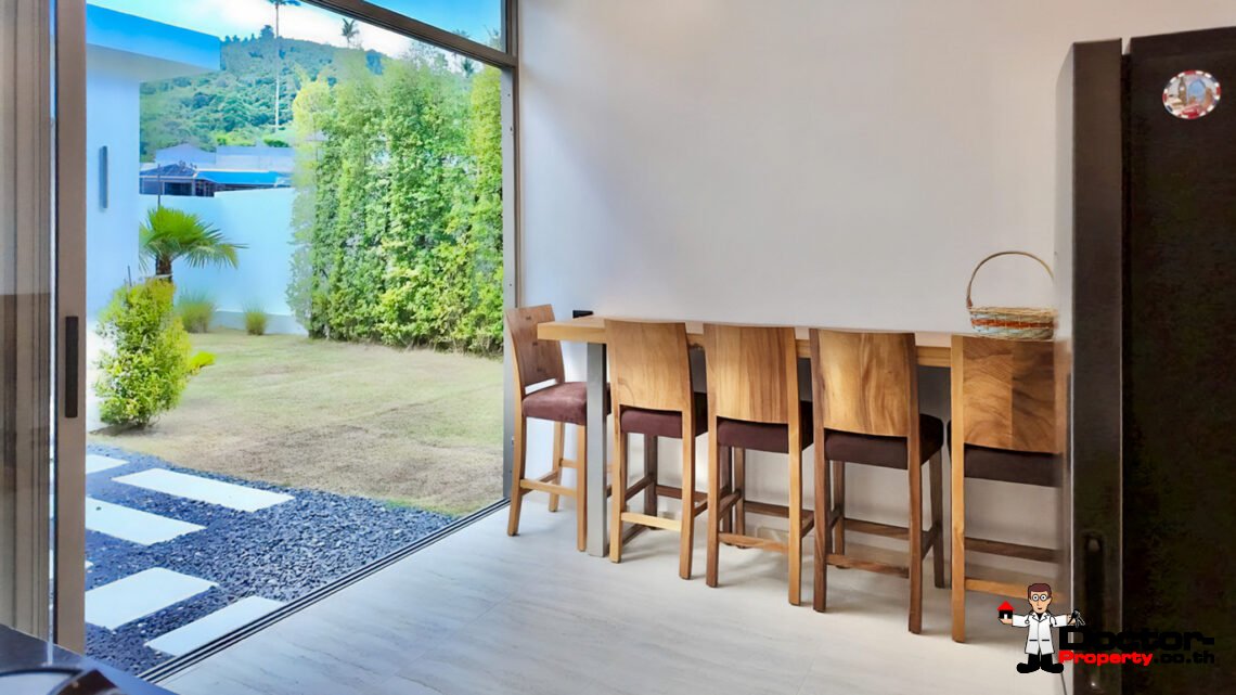 Modern 5 Bedroom Pool Villa in Lamai, Koh Samui – For Sale