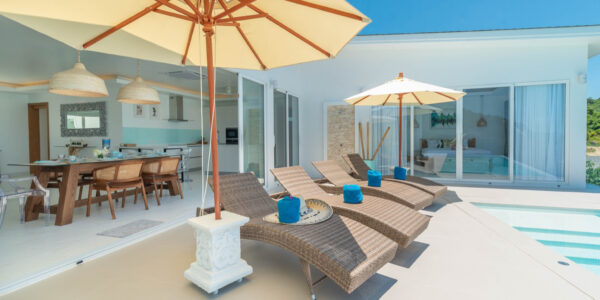 4 Bedroom Pool Villa with Sea View in Chaweng Noi, Koh Samui – For Sale