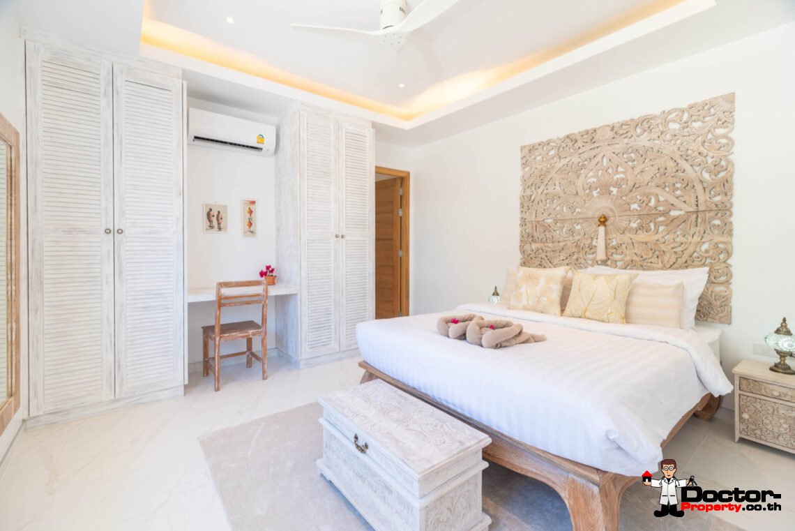 4 Bedroom Pool Villa with Sea View in Chaweng Noi, Koh Samui – For Sale