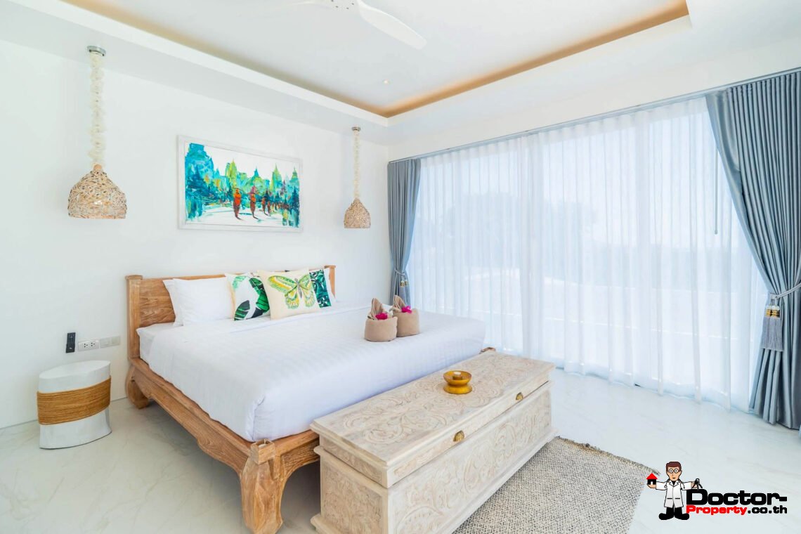 4 Bedroom Pool Villa with Sea View in Chaweng Noi, Koh Samui – For Sale