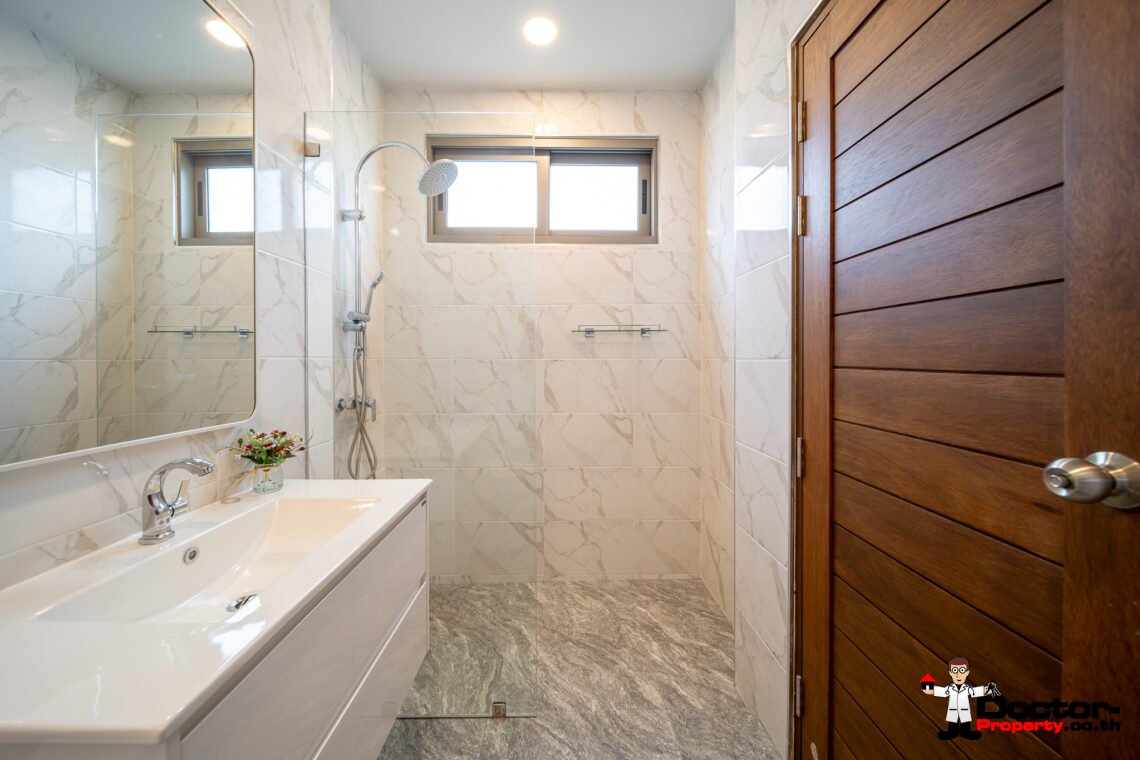 New 3 Bedroom Pool Villa in Chaweng, Koh Samui – For Sale