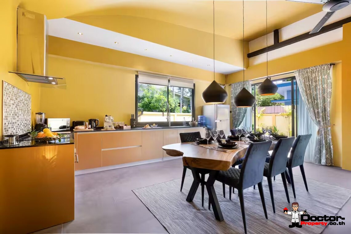 Tropical 3 Bedroom Pool Villa in Laem Sor, Koh Samui – For Sale