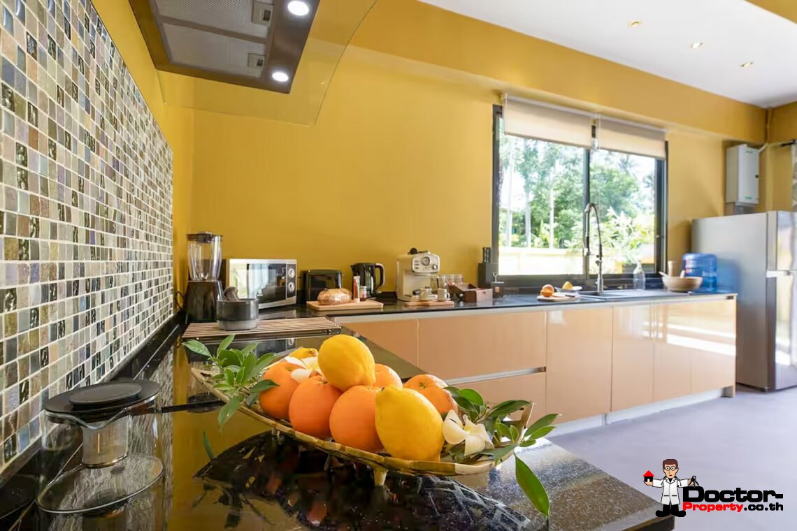 Tropical 3 Bedroom Pool Villa in Laem Sor, Koh Samui – For Sale