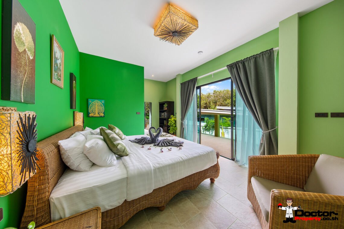 Spacious 4 Bedroom Pool Villa in Laem Sor, Koh Samui – For Sale