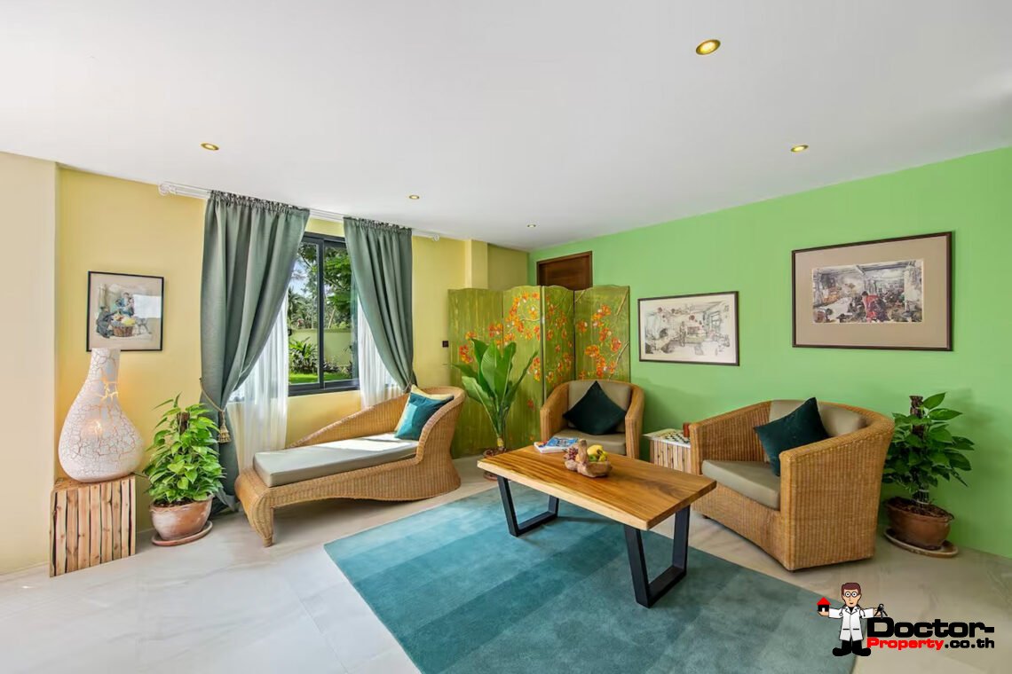 Spacious 4 Bedroom Pool Villa in Laem Sor, Koh Samui – For Sale