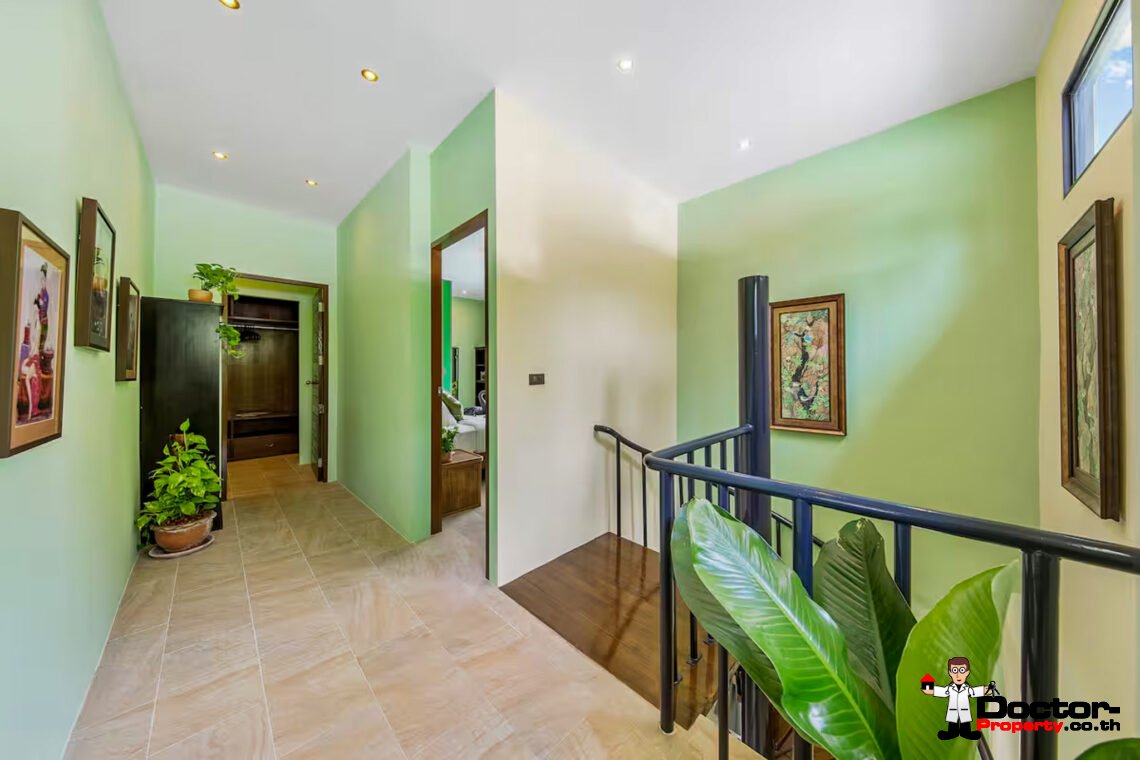 Spacious 4 Bedroom Pool Villa in Laem Sor, Koh Samui – For Sale