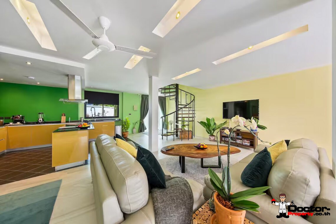 Spacious 4 Bedroom Pool Villa in Laem Sor, Koh Samui – For Sale