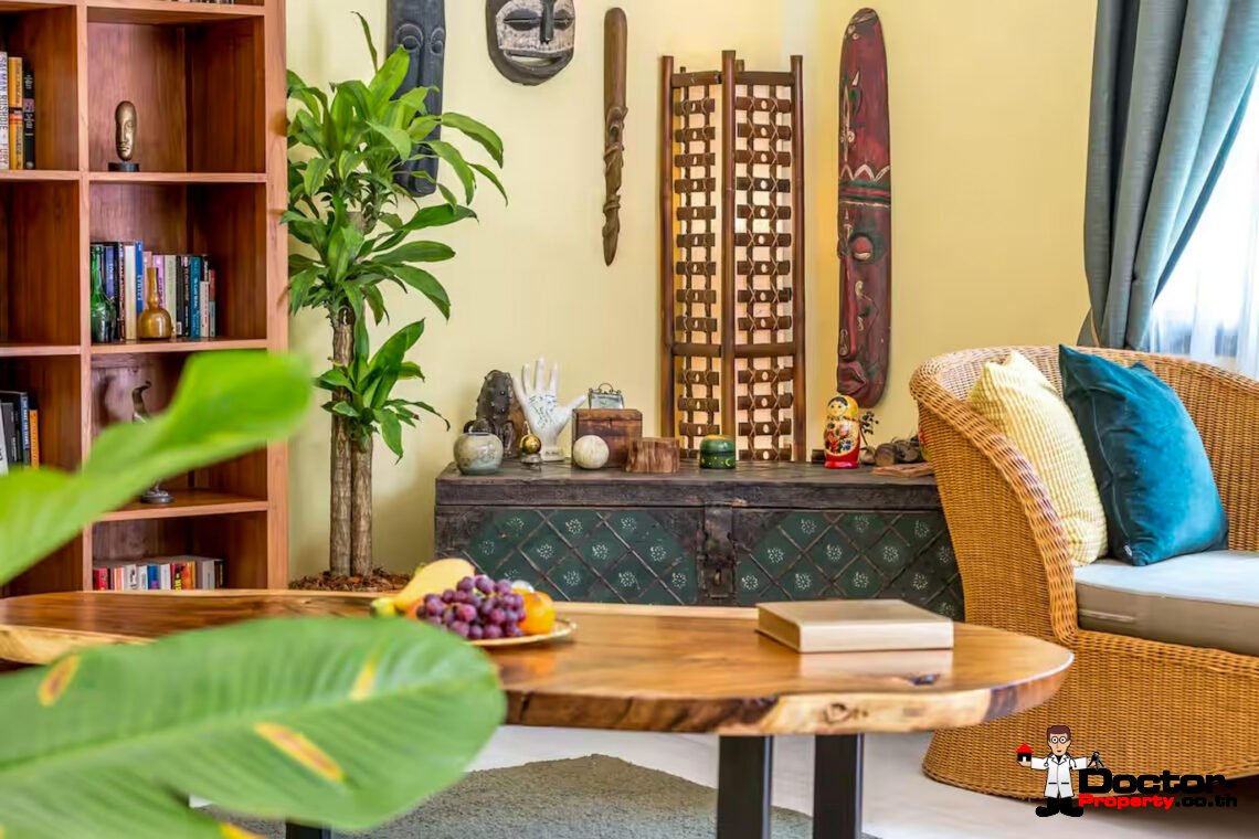 Spacious 4 Bedroom Pool Villa in Laem Sor, Koh Samui – For Sale