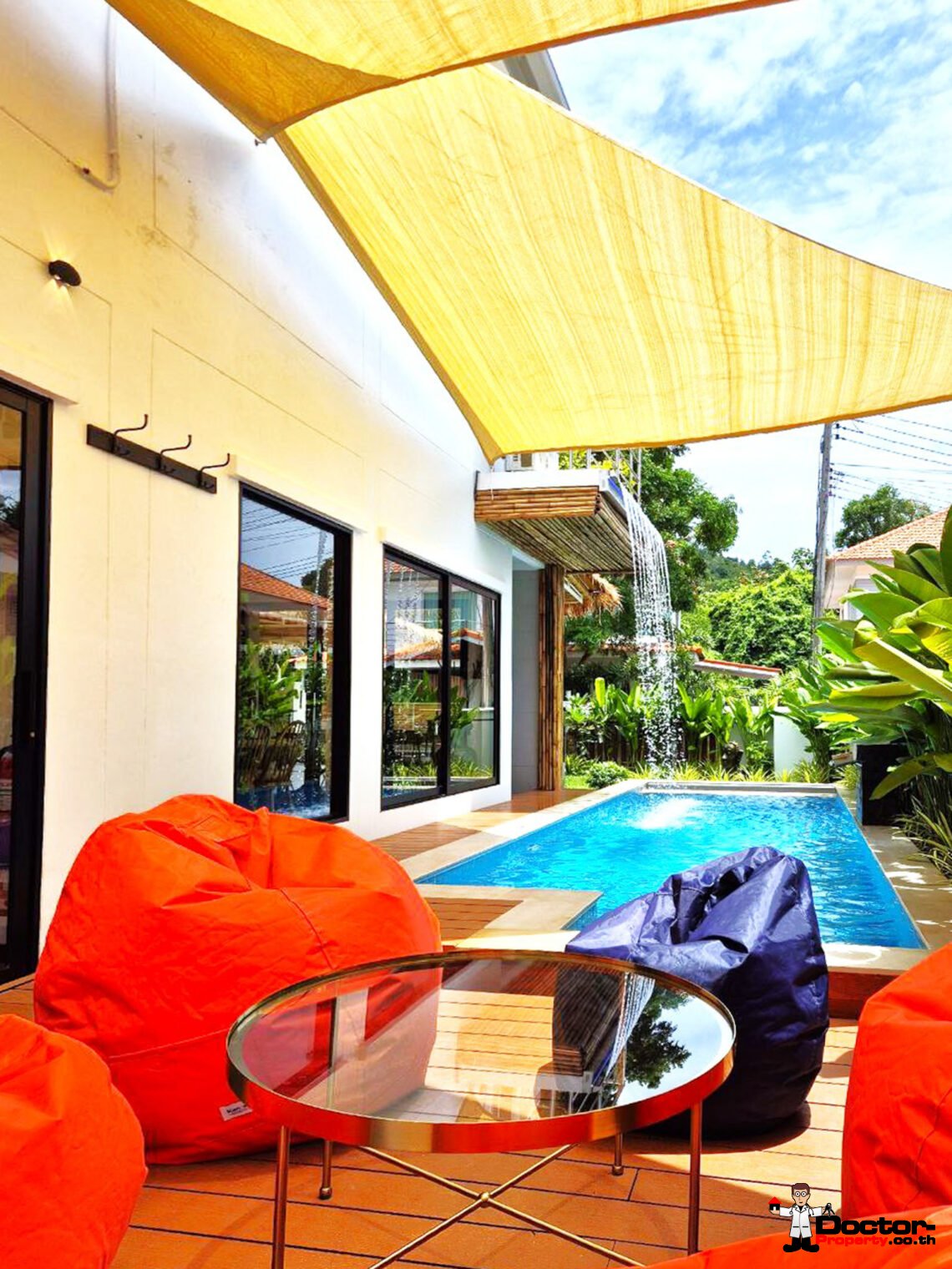 5 Bedroom House with Pool in Bang Rak, Koh Samui – For Sale