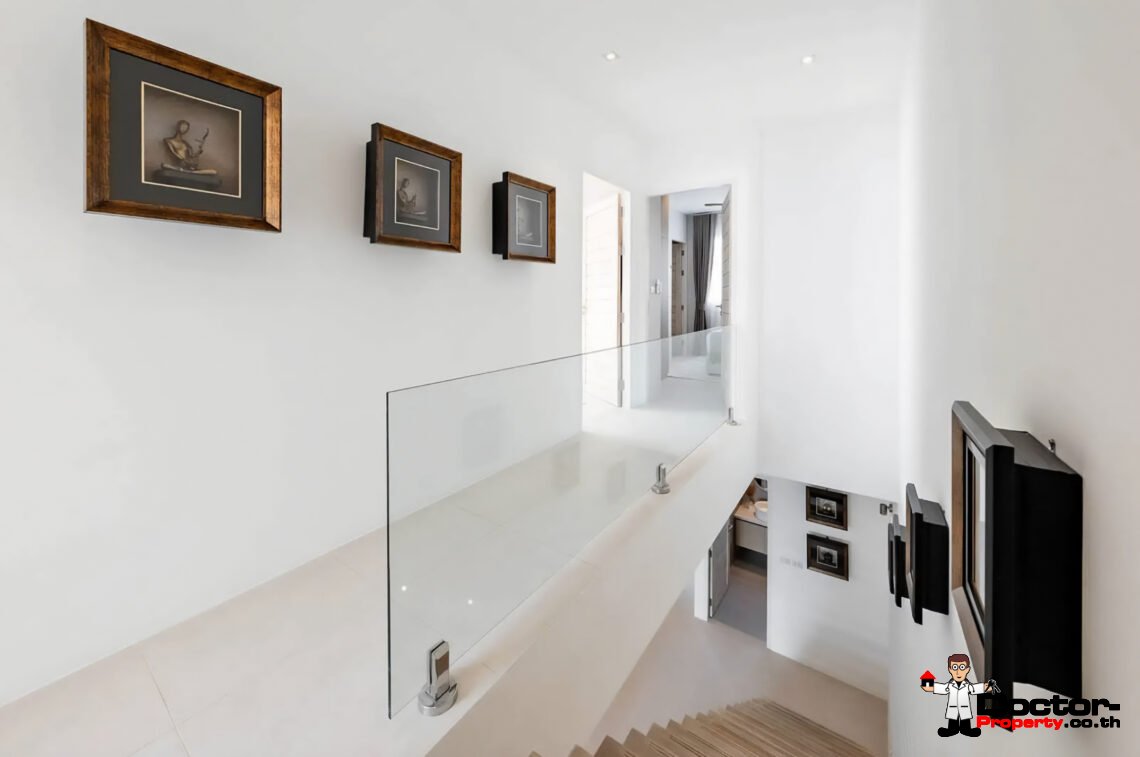 Modern 4 Bedroom Pool Villa with Sea View in Plai Laem, Koh Samui – For Sale