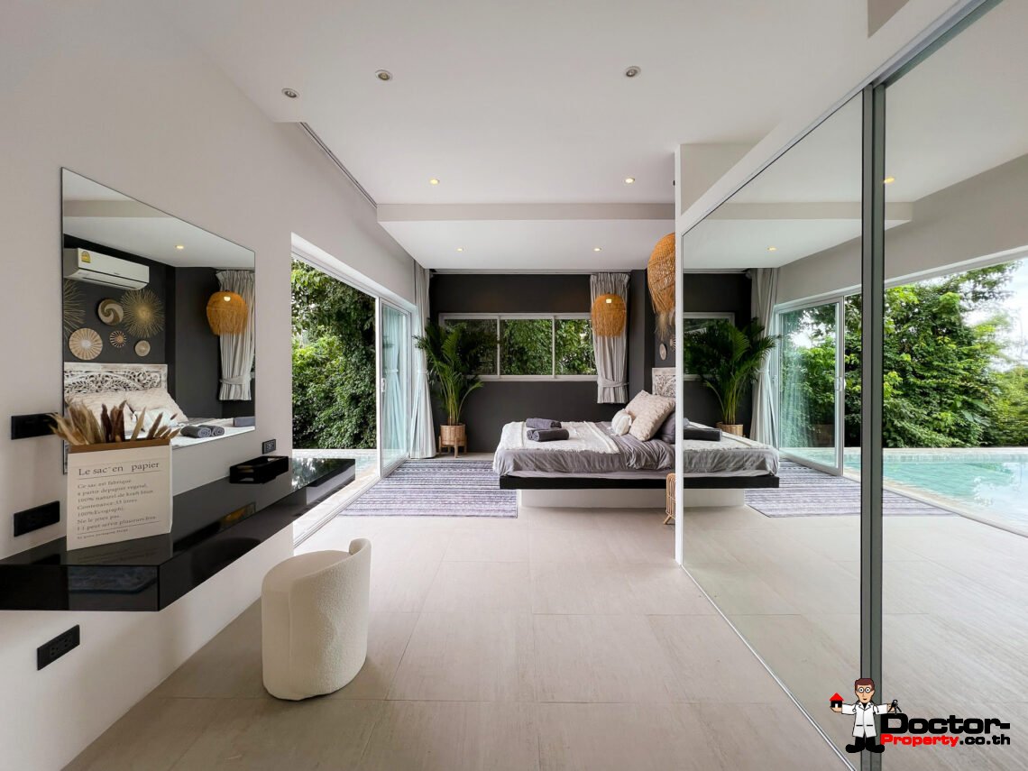 2 Bedroom Pool Villa with Partial Sea View in Chaweng, Koh Samui – For Sale