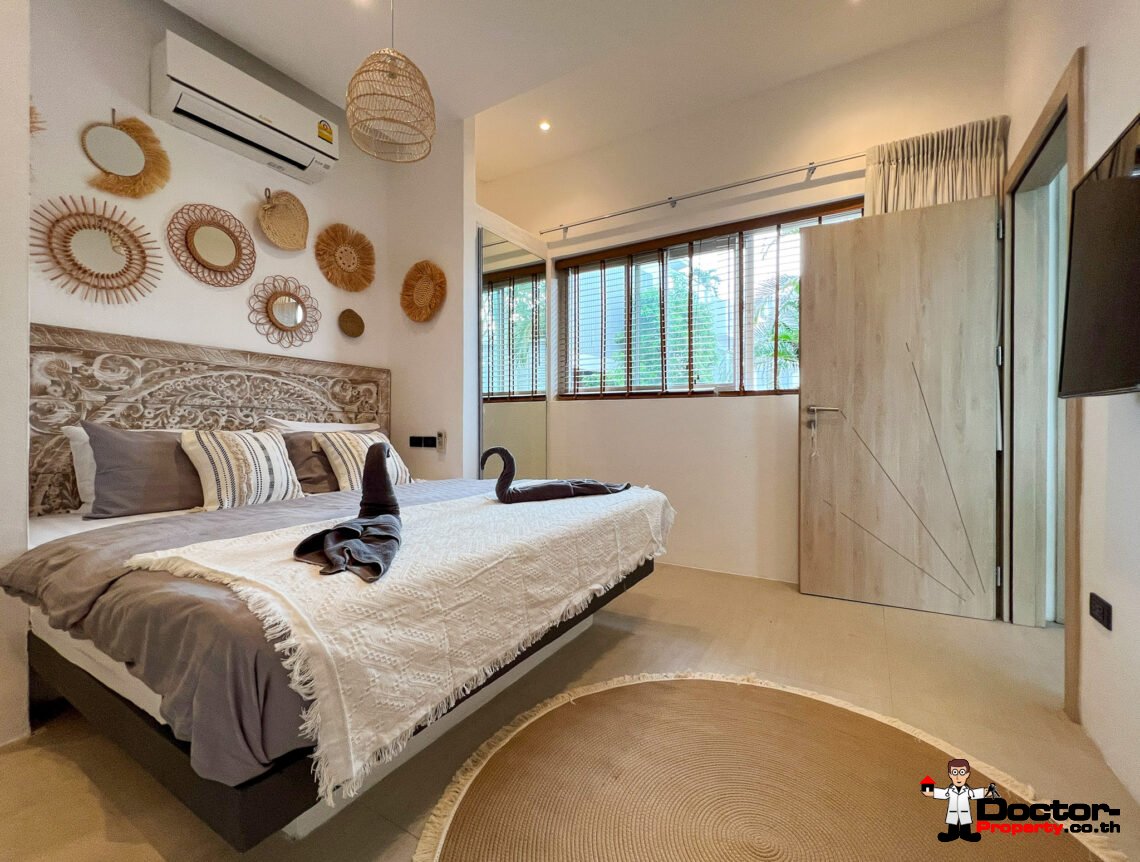 2 Bedroom Pool Villa with Partial Sea View in Chaweng, Koh Samui – For Sale