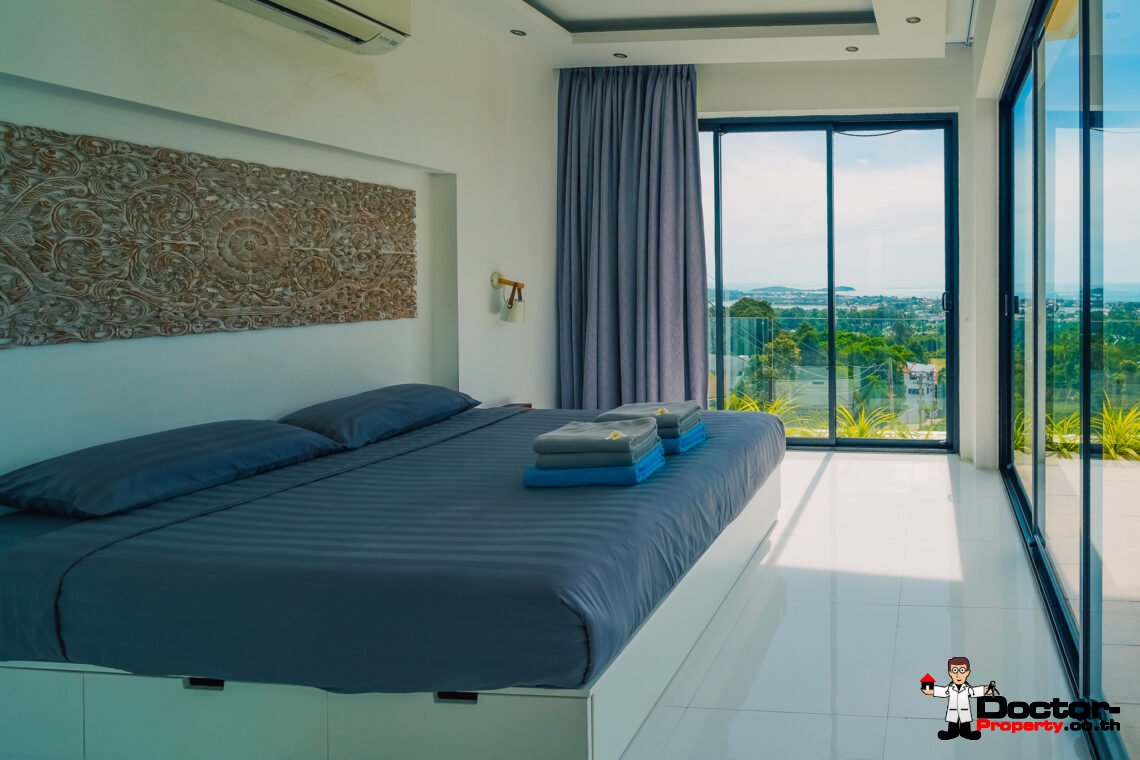 4 Bedroom Pool Villa with Partial Sea View in Chaweng, Koh Samui – For Sale