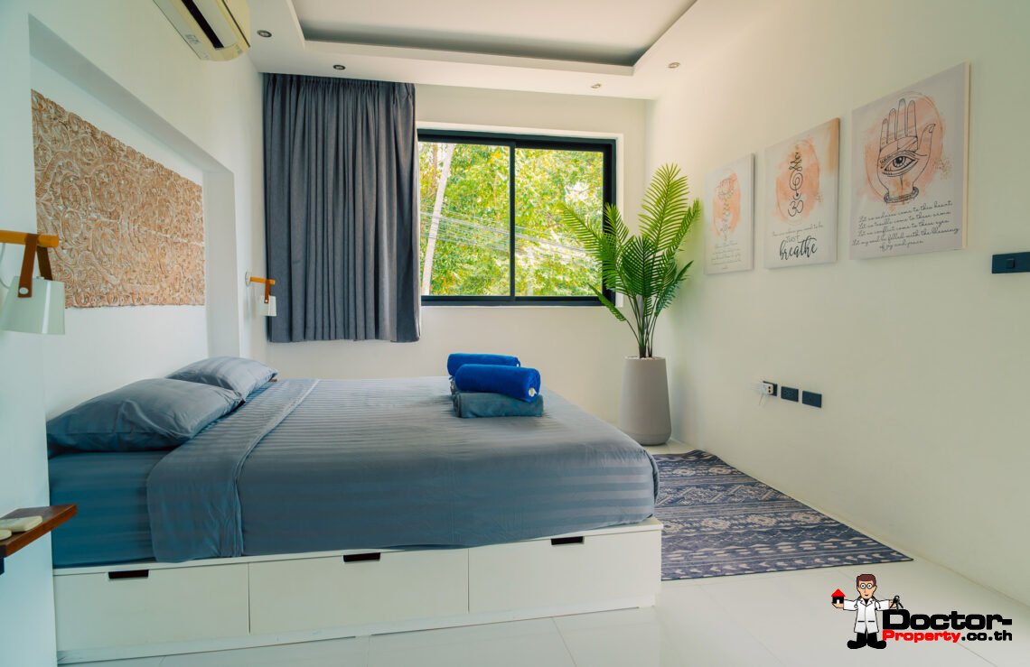 4 Bedroom Pool Villa with Partial Sea View in Chaweng, Koh Samui – For Sale