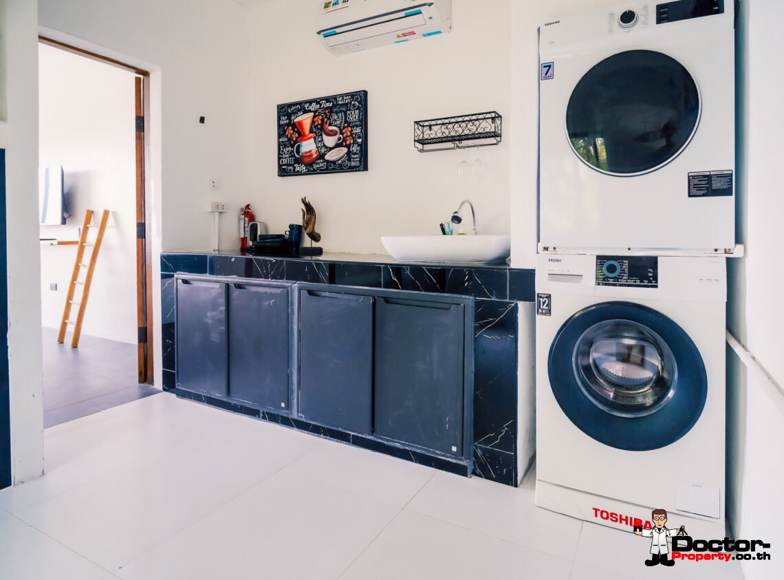 4 Bedroom Pool Villa with Partial Sea View in Chaweng, Koh Samui – For Sale