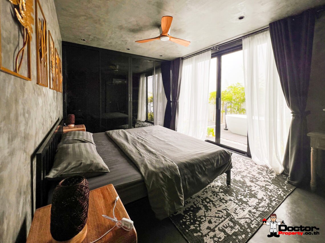 4 Bedroom Pool Villa with Partial Sea View in Plai Laem, Koh Samui – For Sale