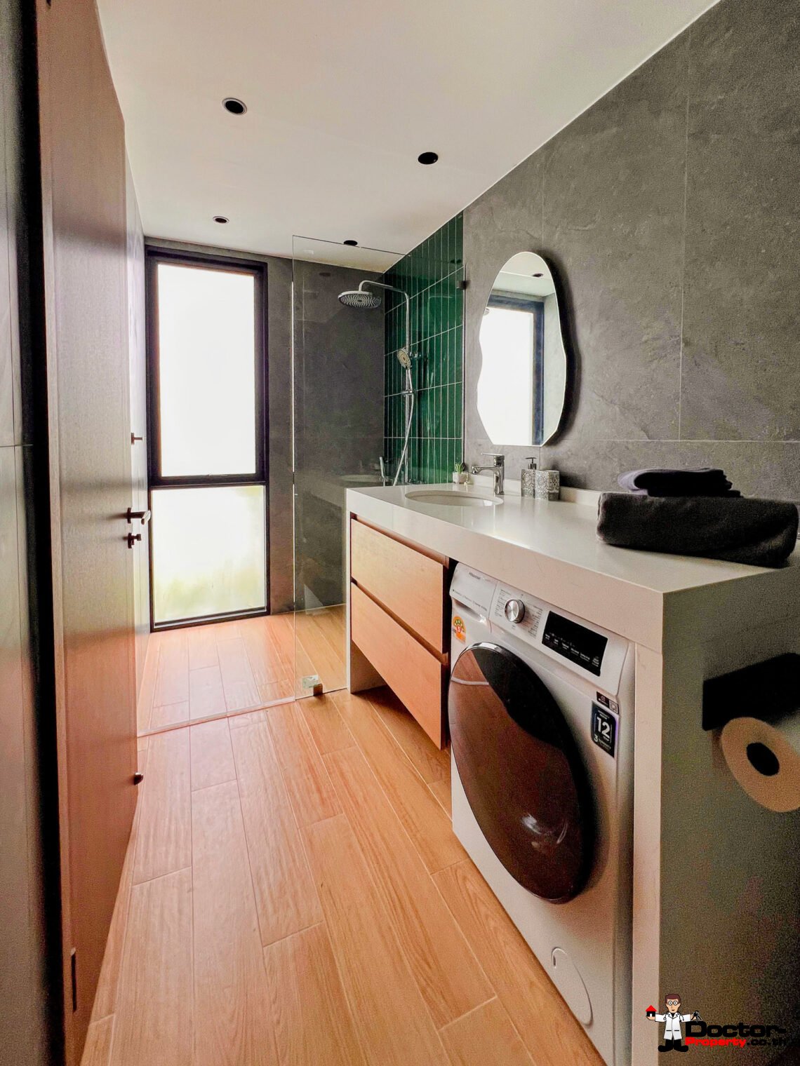 4 Bedroom Pool Villa with Partial Sea View in Plai Laem, Koh Samui – For Sale