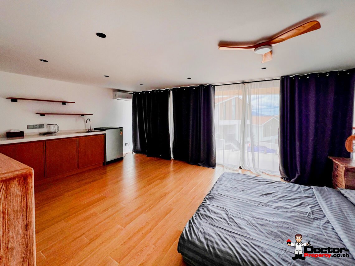 4 Bedroom Pool Villa with Partial Sea View in Plai Laem, Koh Samui – For Sale